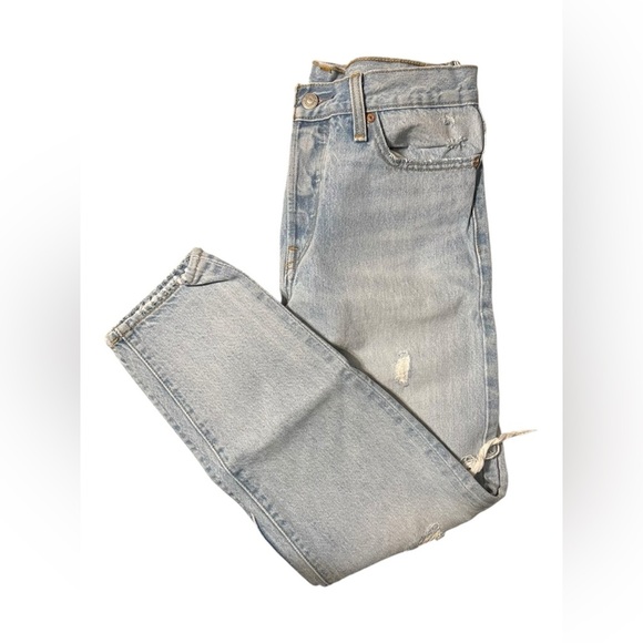 Levi Strauss Distressed Light Wash Jeans – Size 29 - Picture 1 of 6